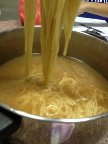 285295_582739518422445_852492768_n